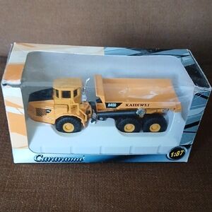 Yellow HO Scale Volvo A40D Dump Truck Scale Diecast Model Toy